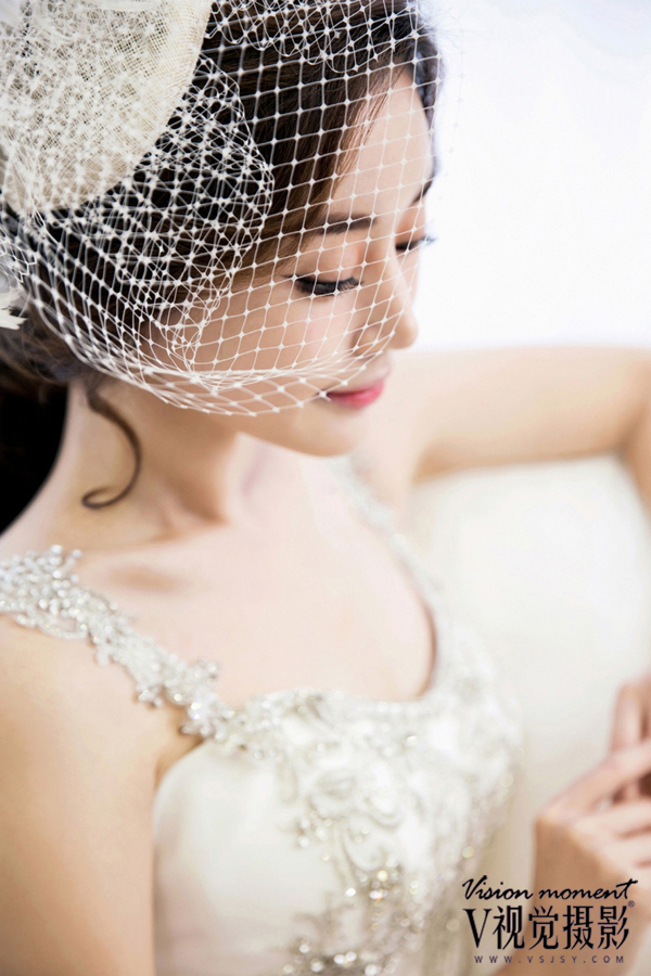 花朵帽子网纱造型新娘韩式婚纱照
